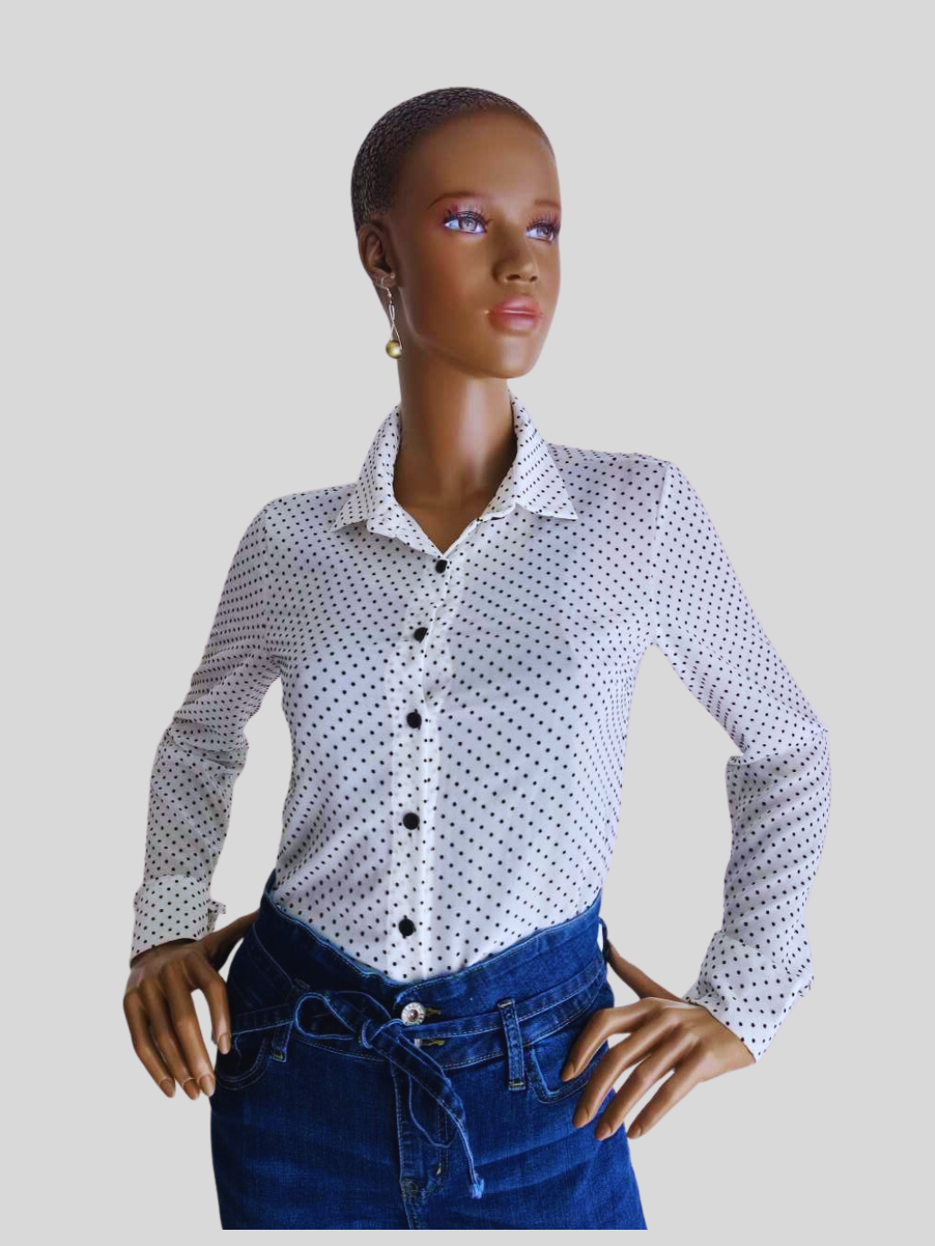 JEANS PUSH UP brut avec ceinture à nouer