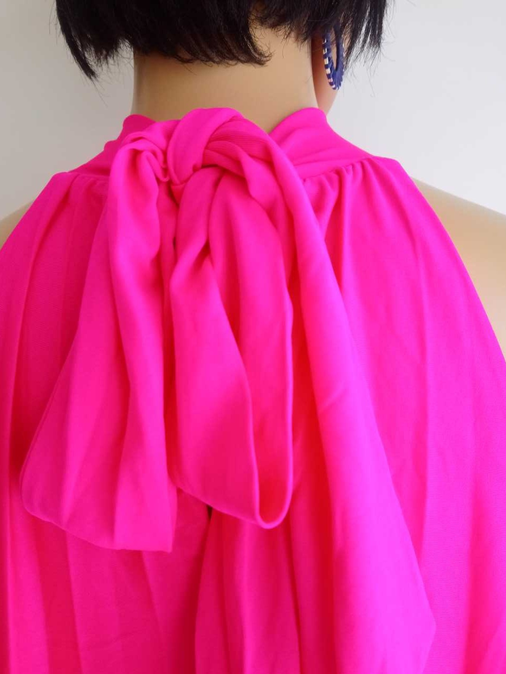 Robe ROSE FUCHSIA plissée à nouer dans le dos