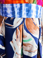 Jupe BLEUE à fleurs satinée taille haute