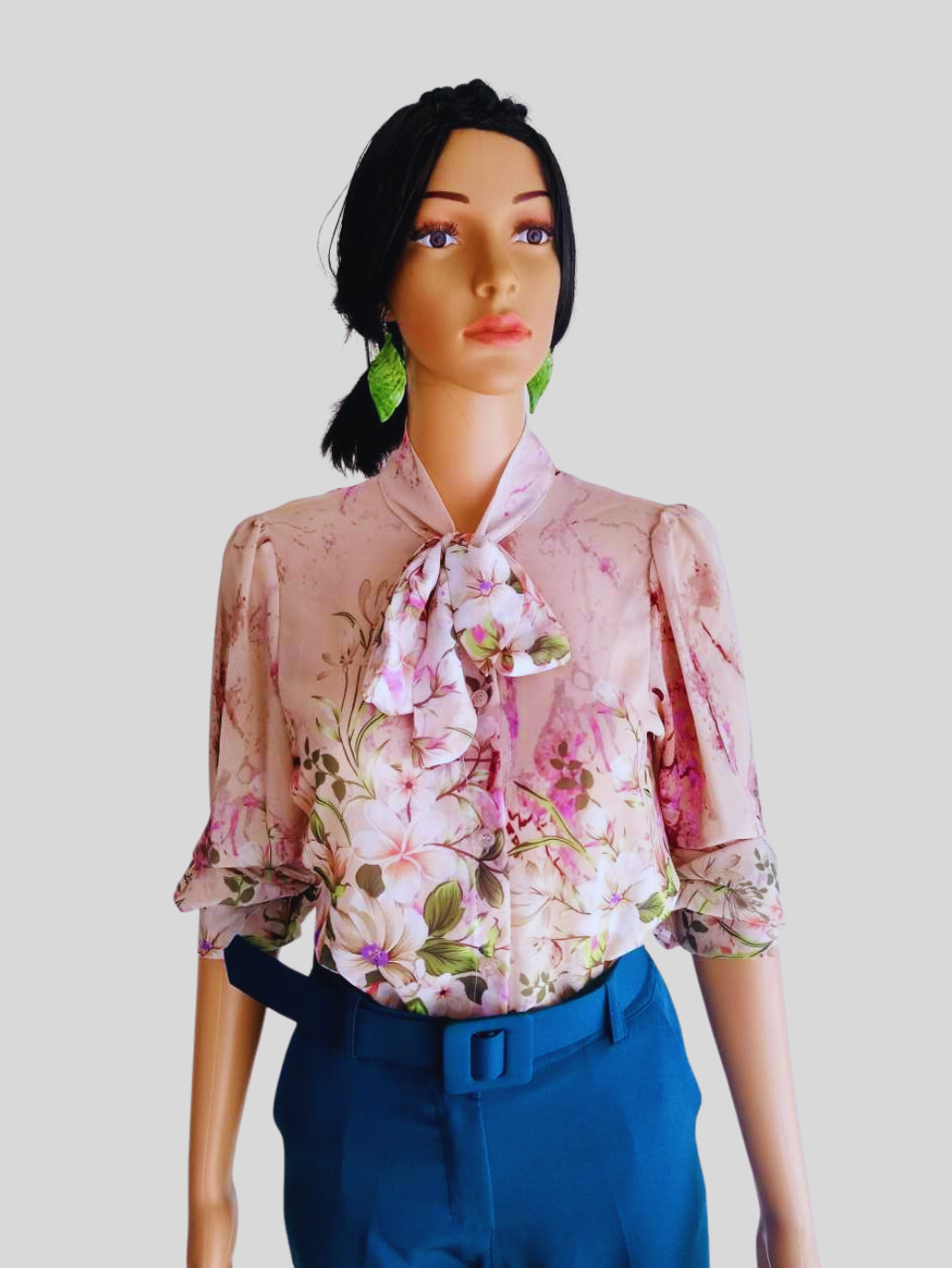 Pantalon BLEU SARCELLE avec ceinture large à boucle