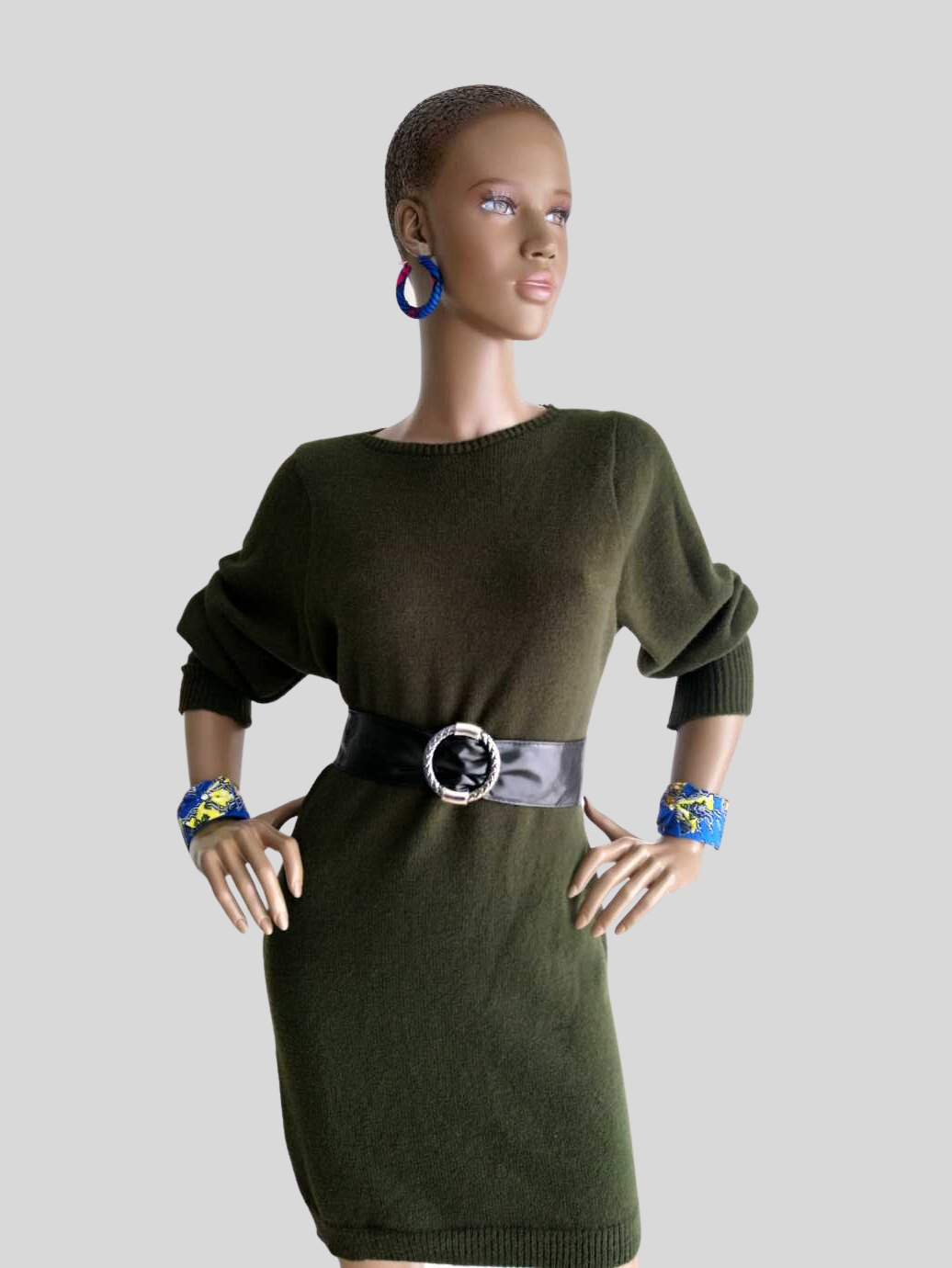 Robe-pull VERT MILITAIRE en laine avec ceinture