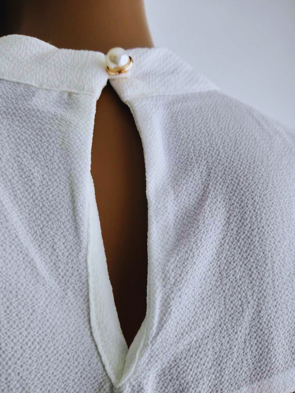 Blouse BLANCHE en dentelle