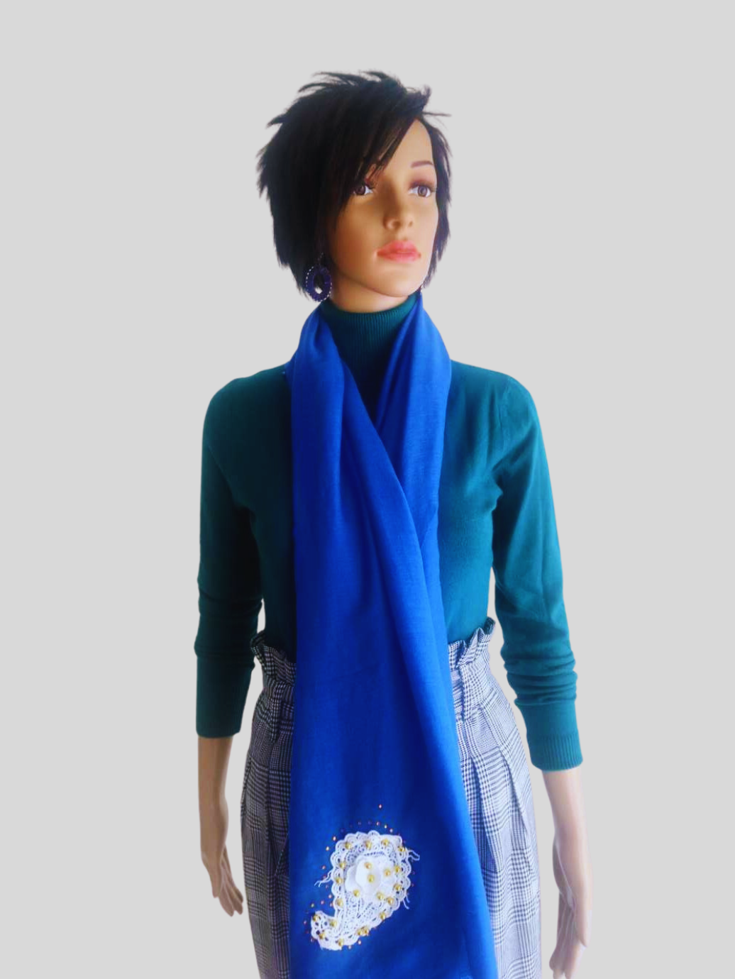 Foulard BLEU COBALT brodé et perlé