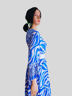Robe zébrée BLEUE à manches 3/4