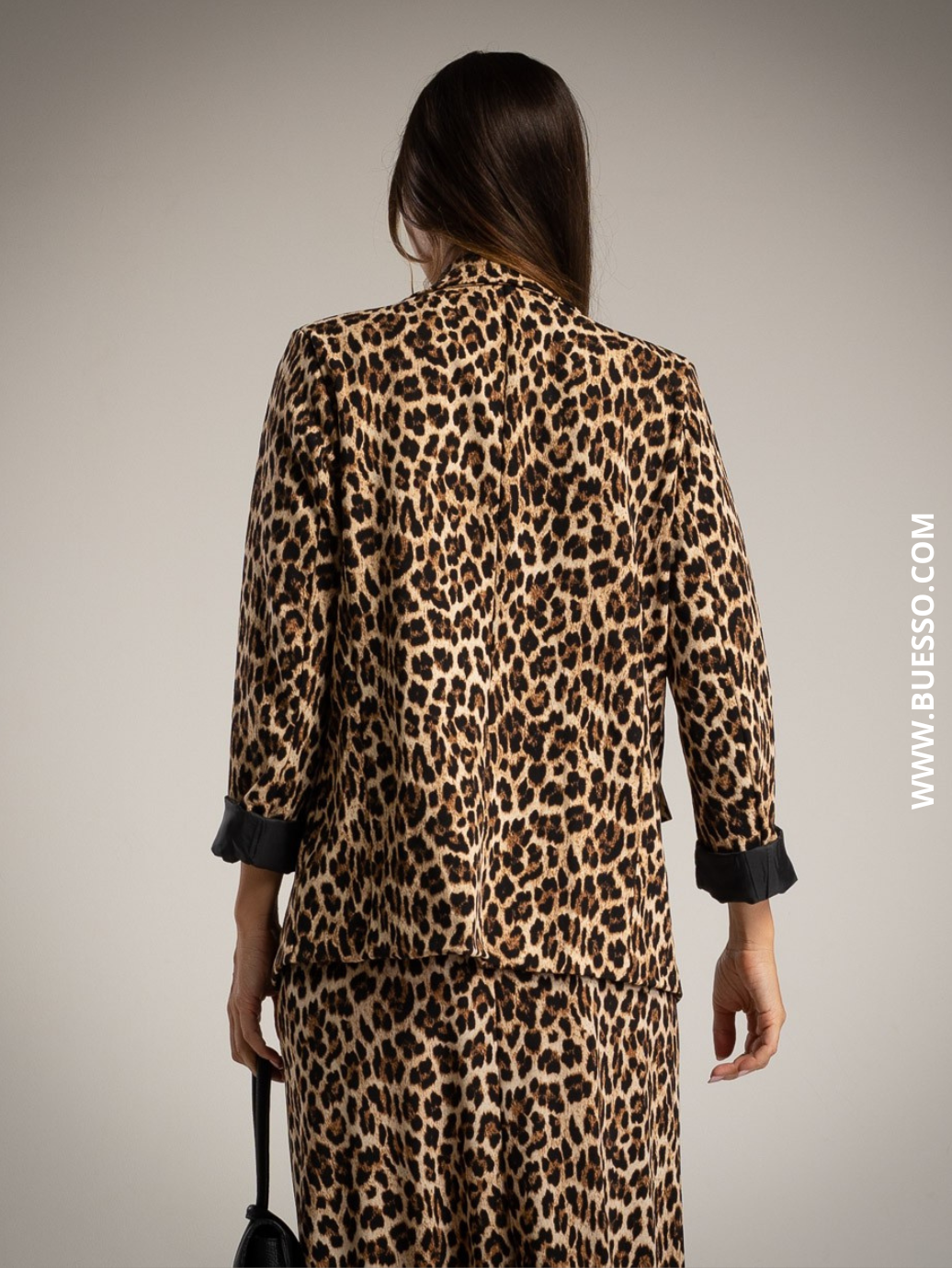 Ensemble léopard femme élégant