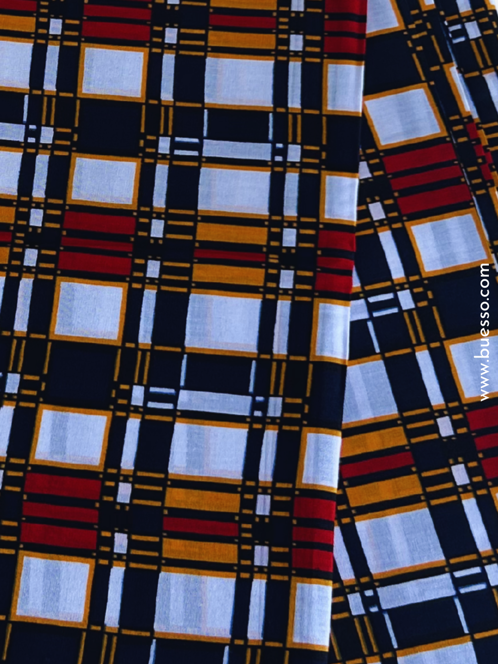 Pagne wax blanc motifs carrés rouges, oranges & bleu foncé
