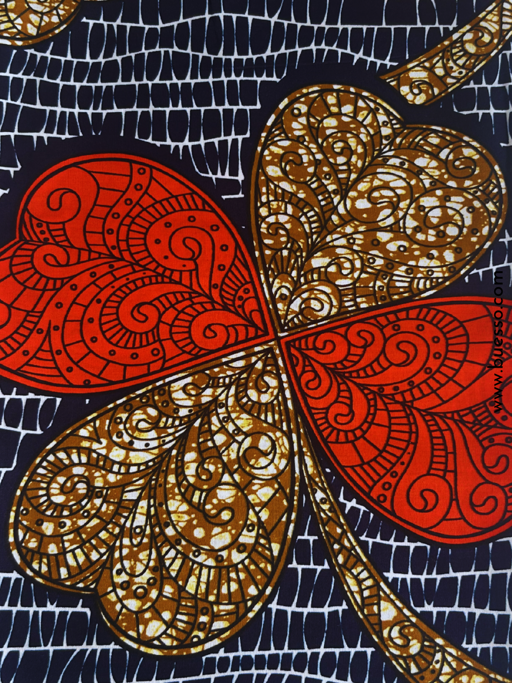 Pagne wax bleu motifs feuilles en forme de coeur en coton