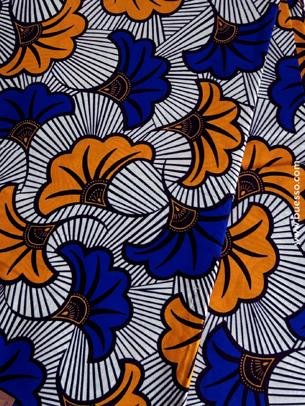 Pagne Wax Fleur de mariage Bleu & Jaune | L'éclat des couleurs vives