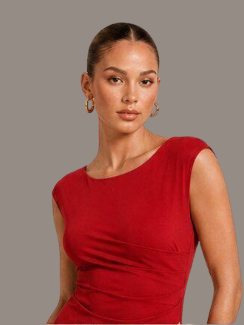 Robe de soirée rouge élégante avec détail bijou & fente