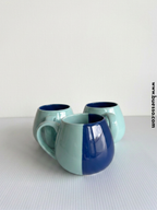 Tasse bicolore vert céladon et bleu avec anse coloré
