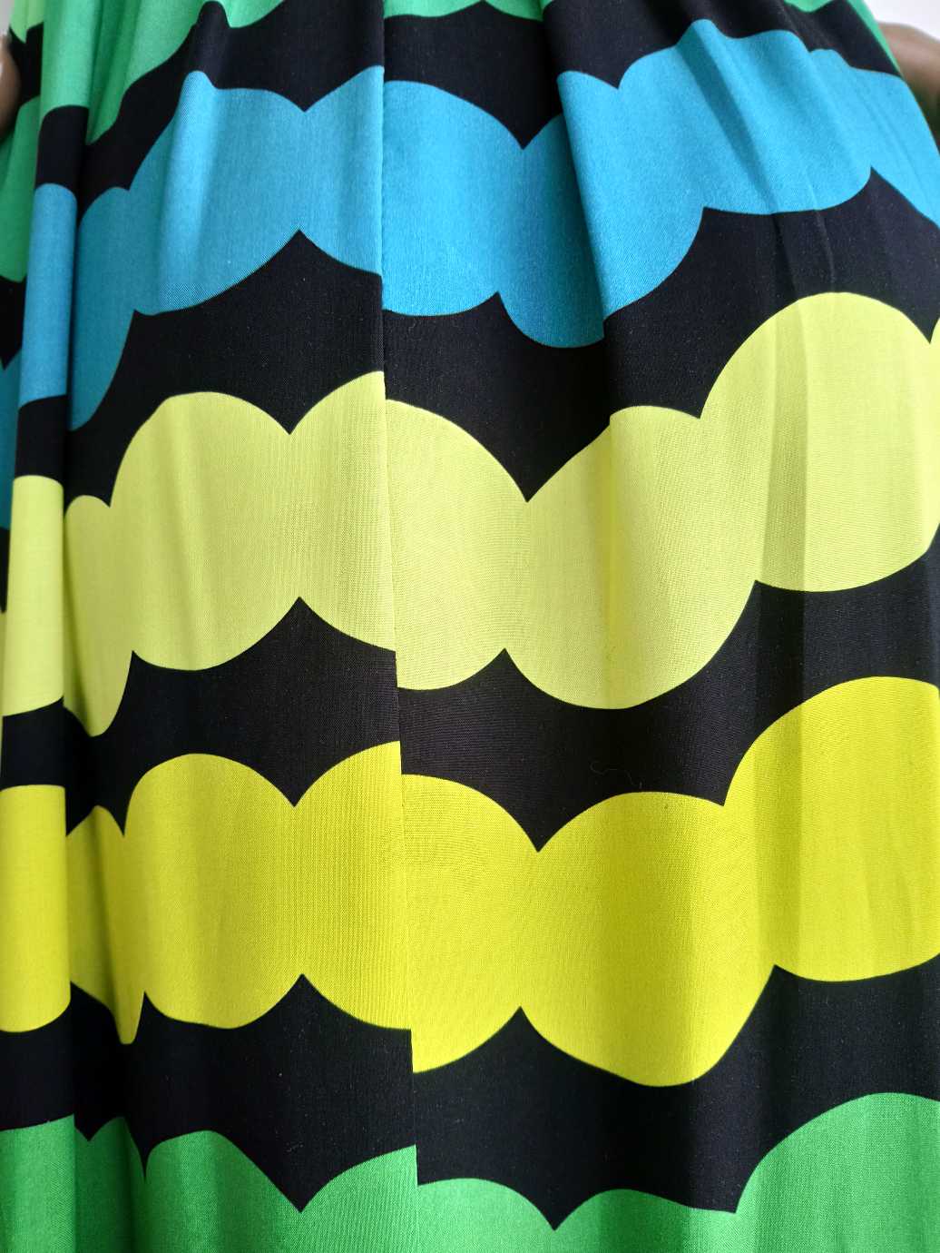 Robe VERTE fendue imprimée à rayures