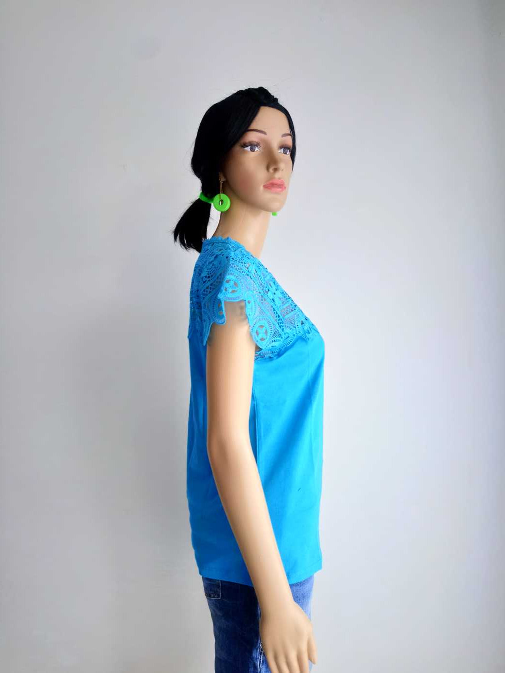 T-shirt BLEU TURQUOISE en dentelle
